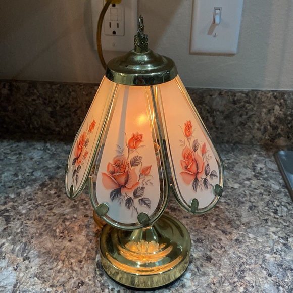 Vintage Tiffany style mini touch glass lamp - Picture 3 of 14